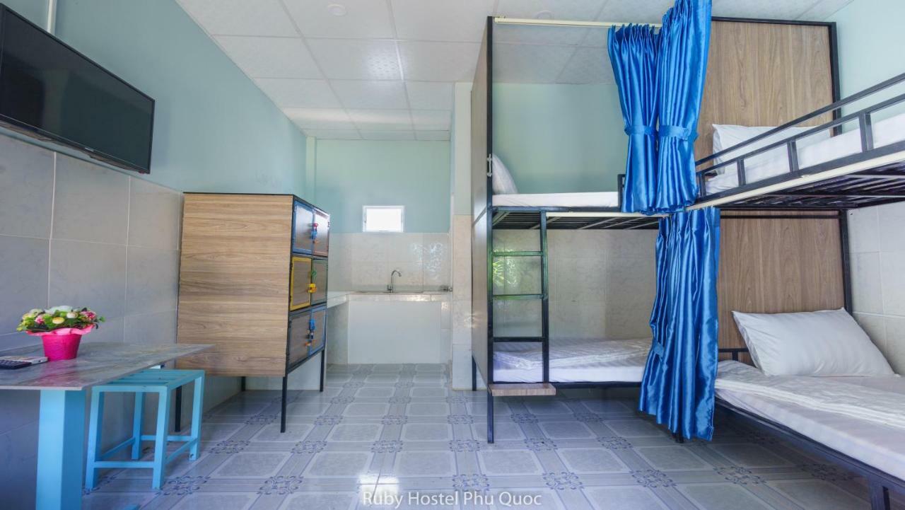 Ruby Phu Quoc Hostel Εξωτερικό φωτογραφία
