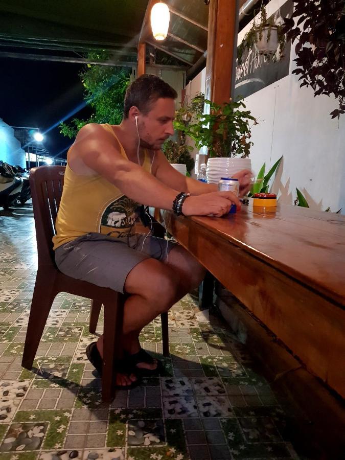 Ruby Phu Quoc Hostel Εξωτερικό φωτογραφία